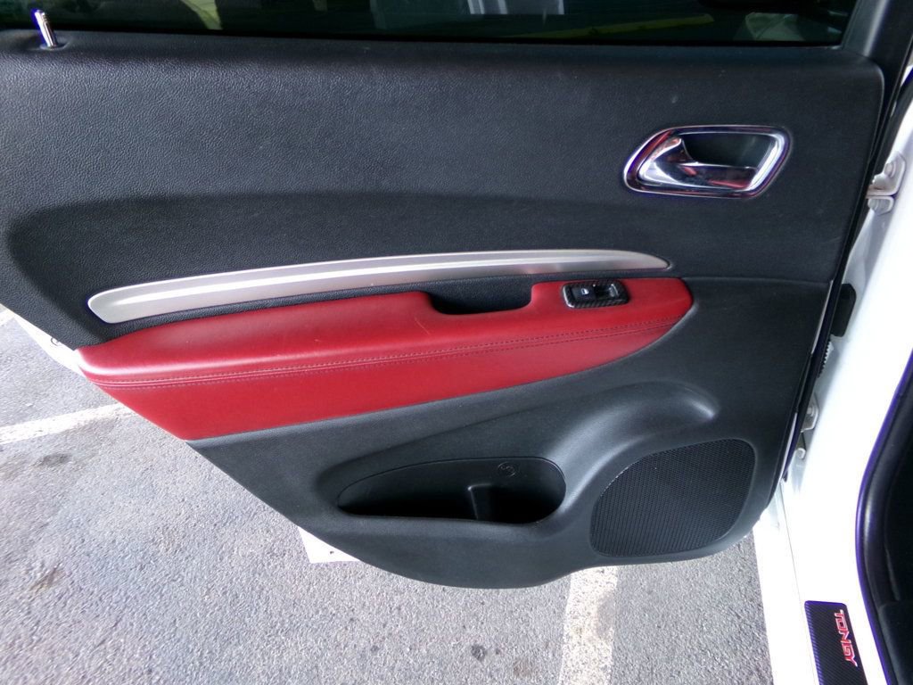 Used 2017 Dodge Durango R/T w/ Blacktop Package image 10