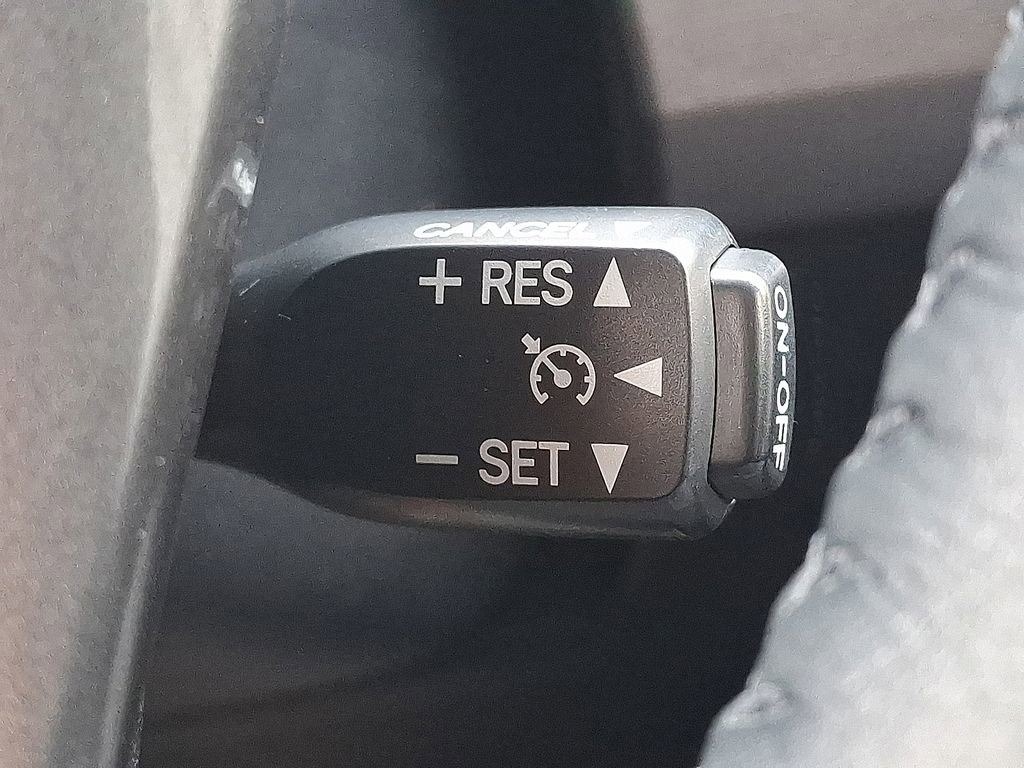 Used 2013 Toyota Prius Persona Series image 22