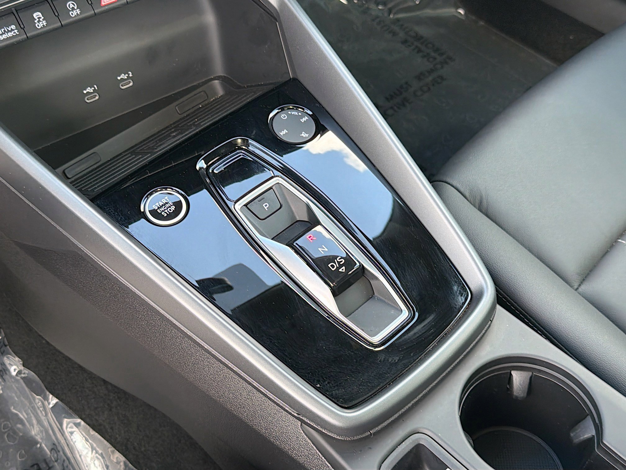 Certified 2025 Audi A3 2.0T Premium Plus w/ Premium Plus Package image 28