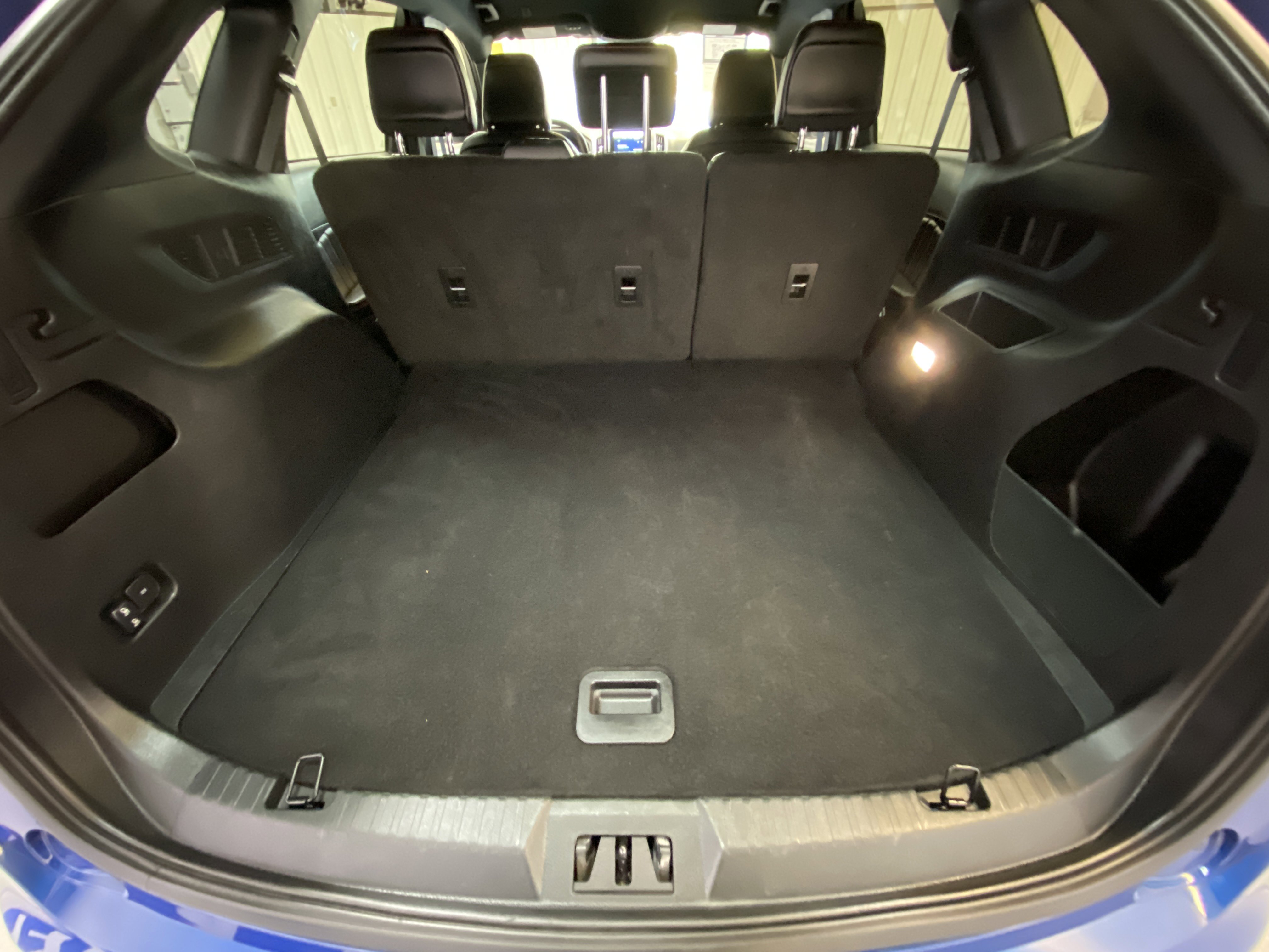 Used 2024 Ford Edge ST-Line image 29