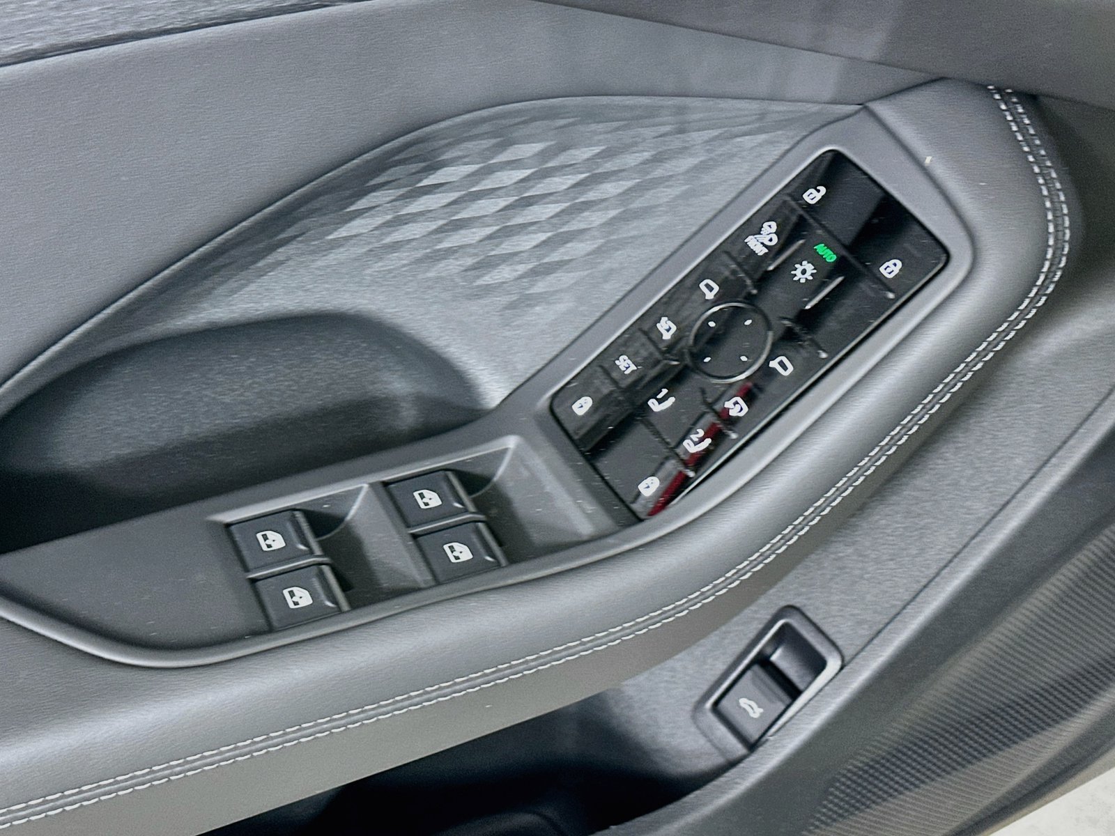 New 2026 Audi A5 Premium Plus AWD/4WD image 17