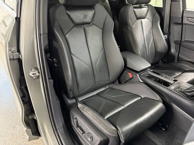 Used 2020 Audi Q3 2.0T Premium Plus w/ Premium Plus Package AWD/4WD image 24