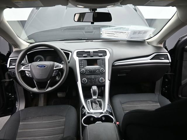 Used 2016 Ford Fusion SE w/ SE Cold Weather Package image 23