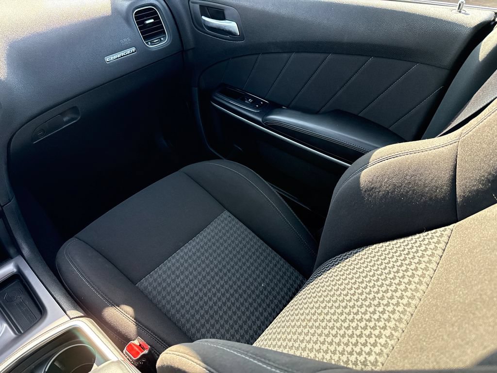 Used 2023 Dodge Charger R/T RWD image 16