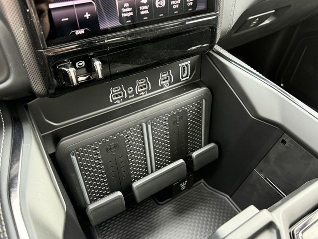 New 2026 RAM 3500 Limited image 4