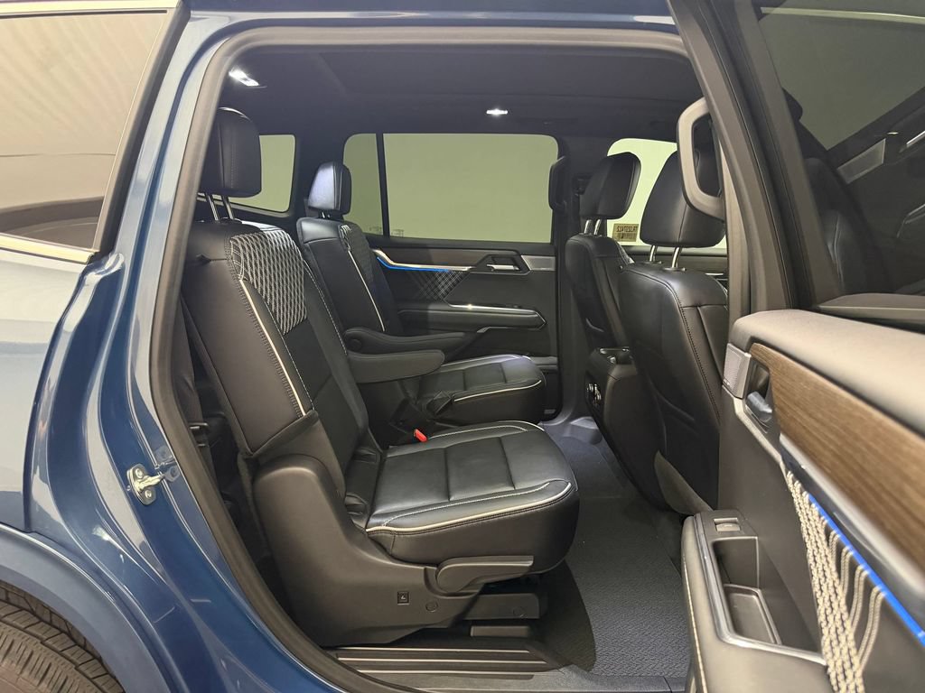 Used 2024 GMC Acadia Denali w/ Super Cruise Package AWD/4WD image 29
