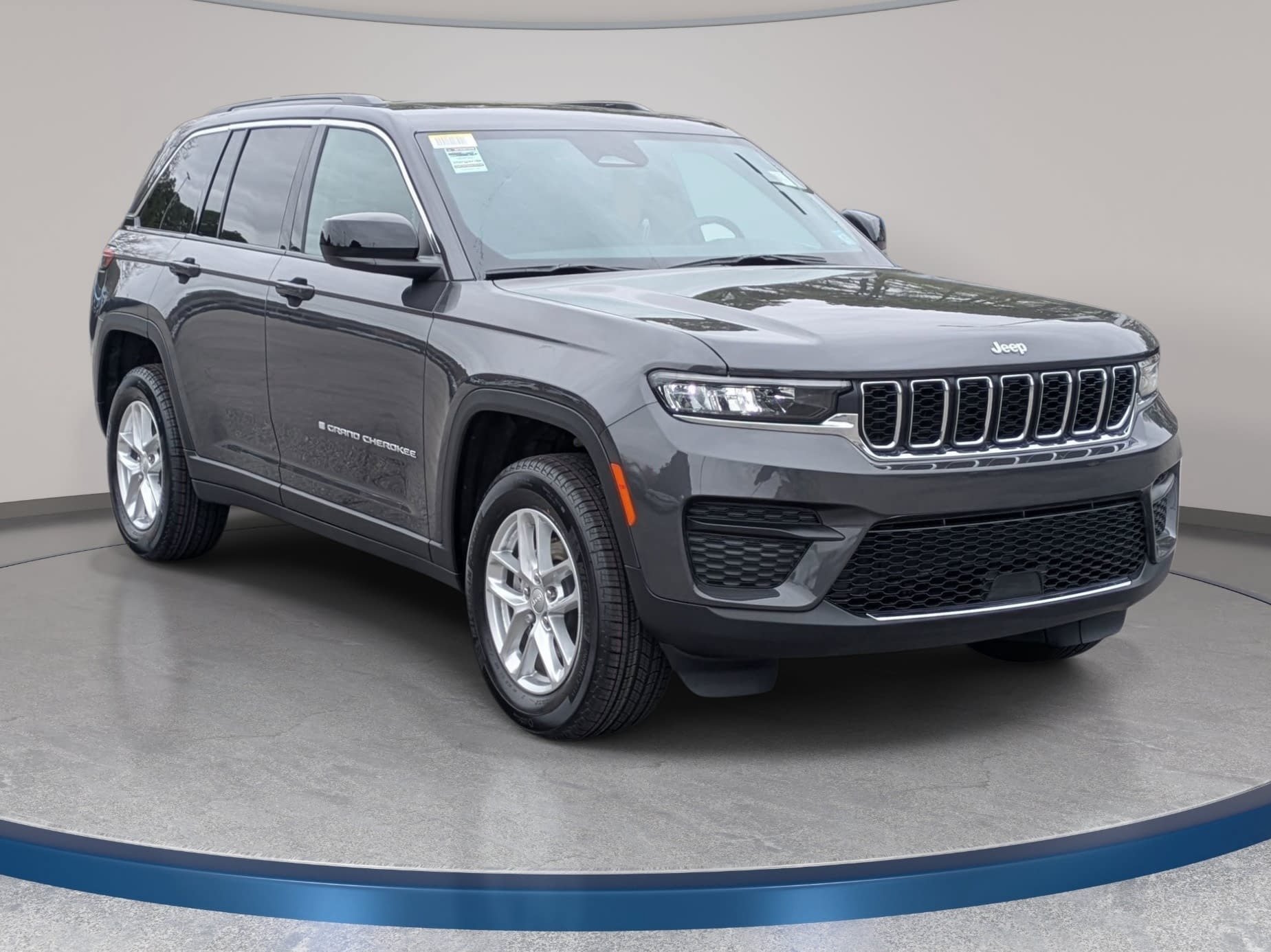 New 2026 Jeep Grand Cherokee Laredo X AWD/4WD image 3