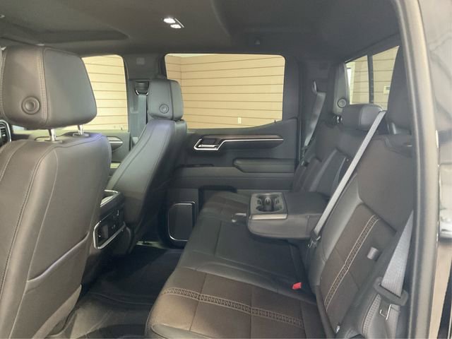 Used 2024 Chevrolet Silverado 1500 High Country w/ High Country Premium Package image 11