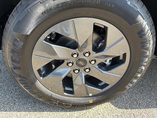 New 2025 Ford F150 Lightning Lariat image 9