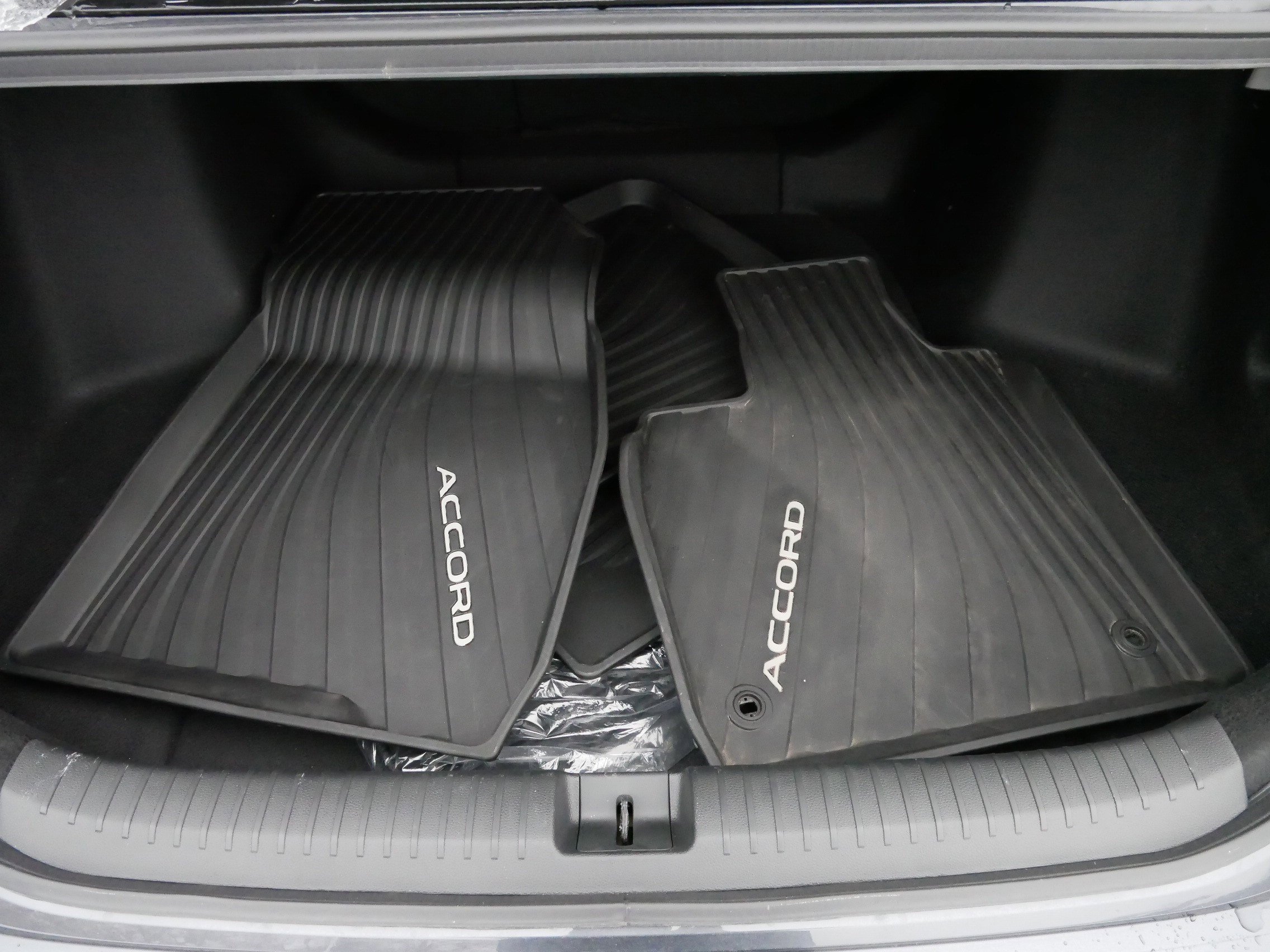 Certified 2025 Honda Accord EX-L image 18