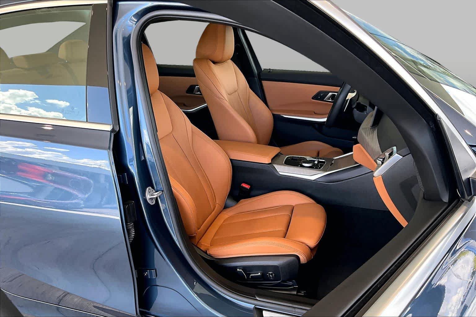 Used 2025 BMW 330i Sedan RWD image 8