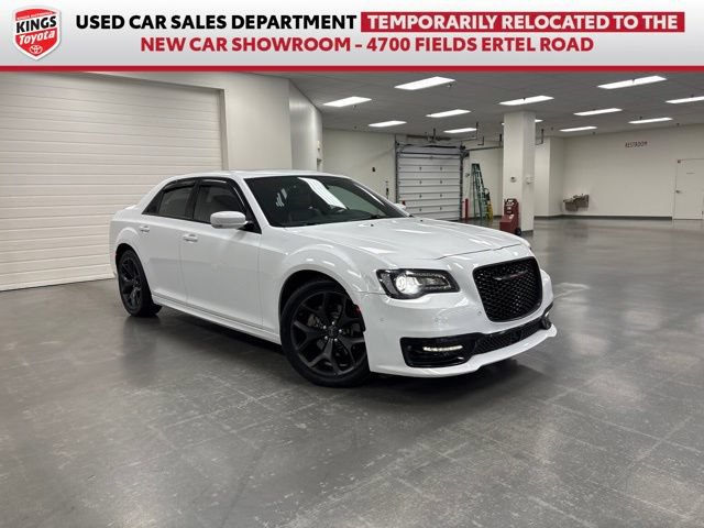 Used 2023 Chrysler 300 S w/ Comfort Group