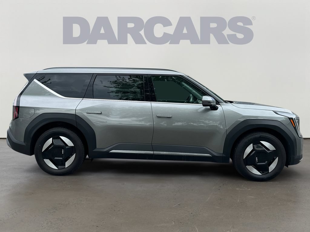 Used 2024 Kia EV9 Wind AWD/4WD image 8