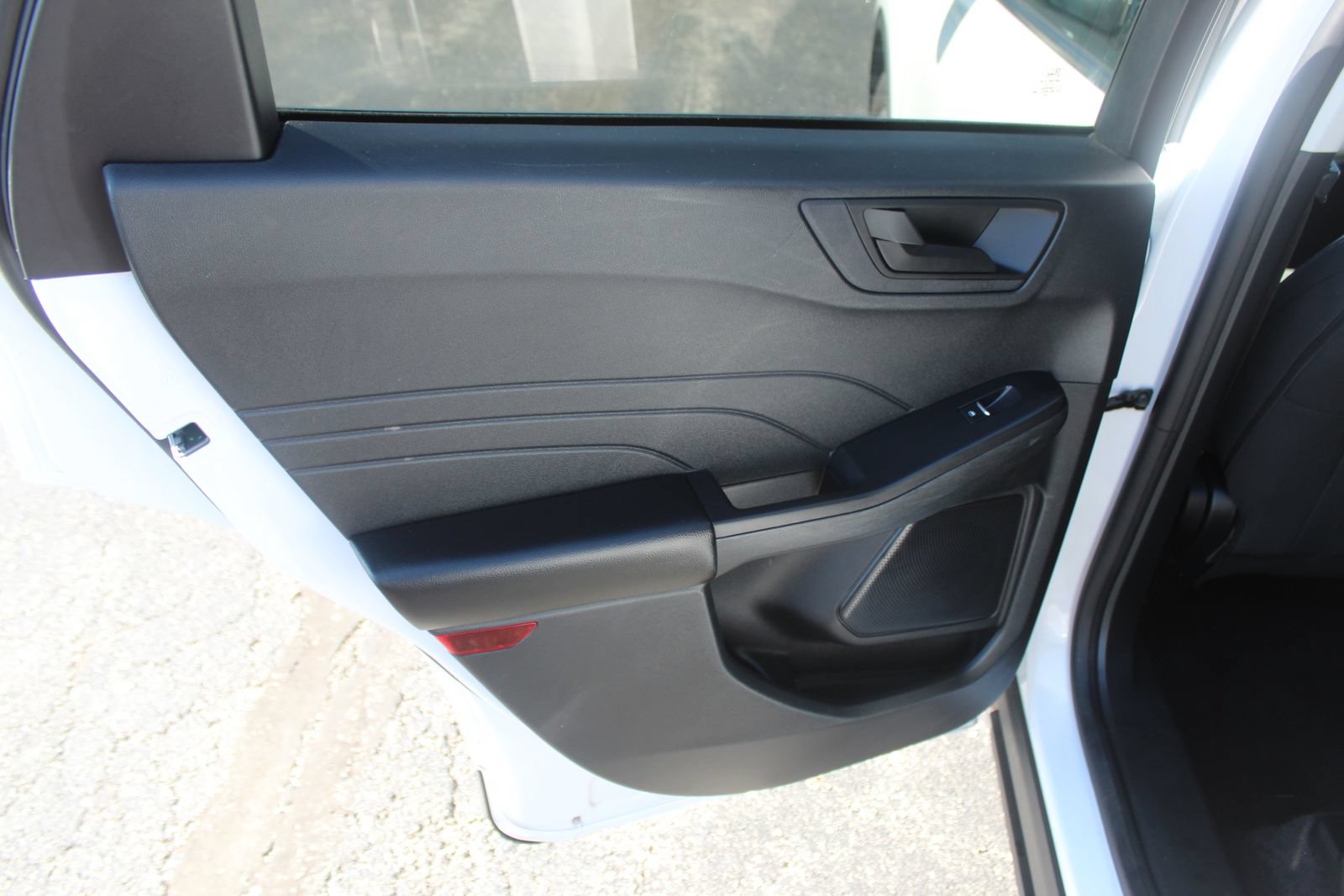 Used 2022 Ford Escape SE FWD image 18