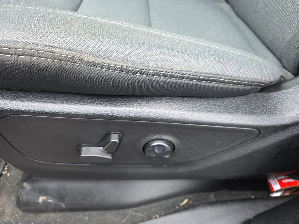 Used 2021 RAM 1500 Big Horn image 13