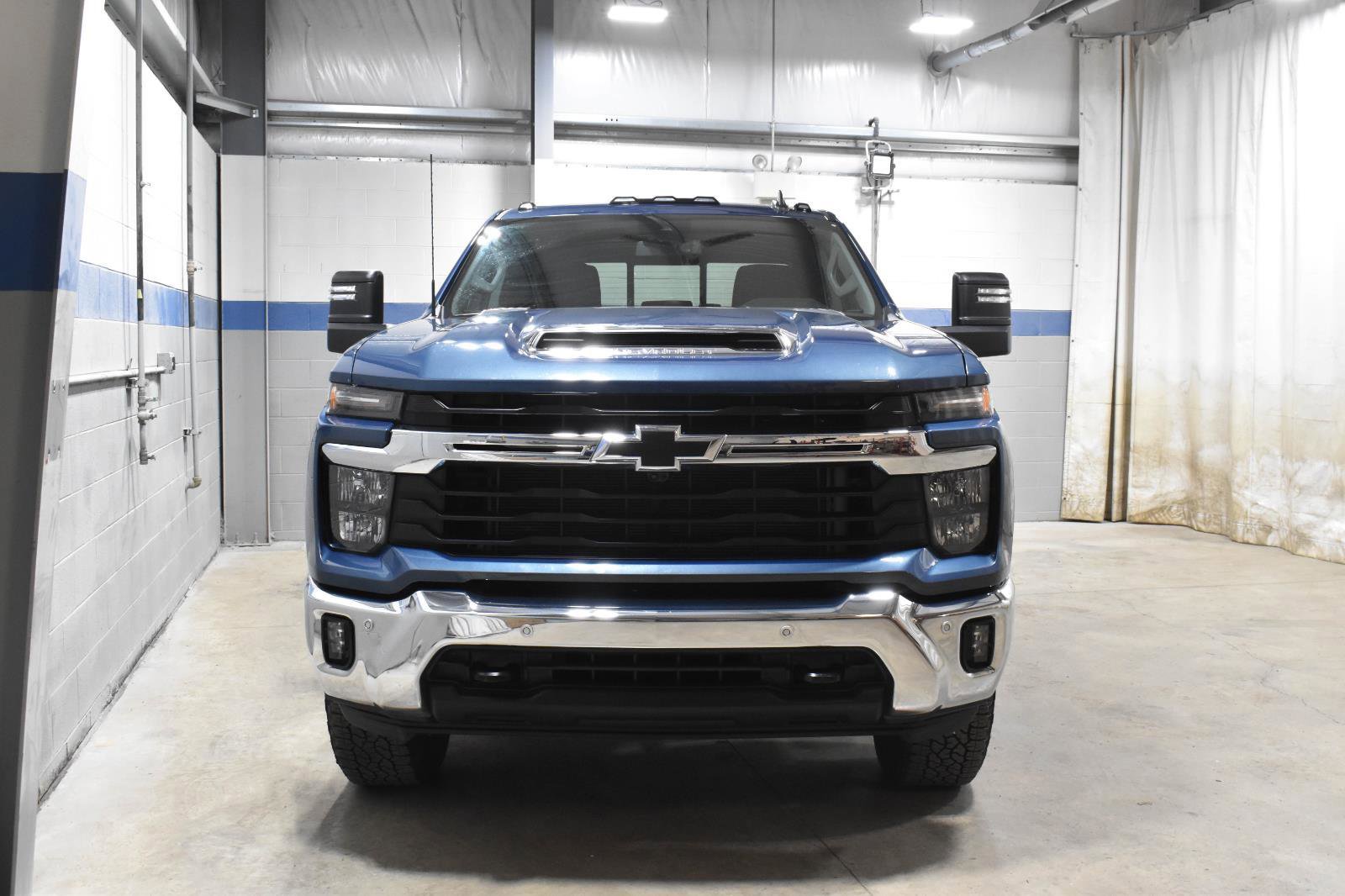 Used 2025 Chevrolet Silverado 2500 LT w/ All Star Edition AWD/4WD image 32