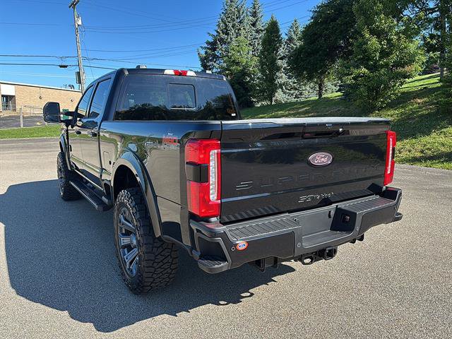 New 2026 Ford F250 Lariat w/ Black Appearance Package AWD/4WD image 2