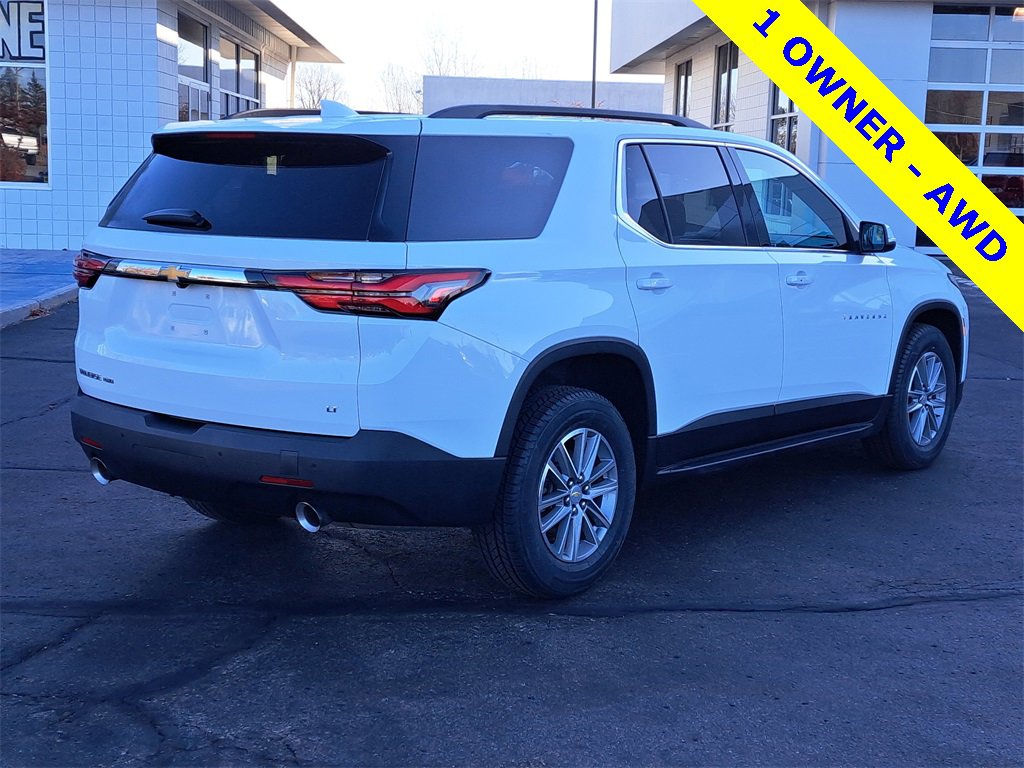 Used 2022 Chevrolet Traverse LT image 3