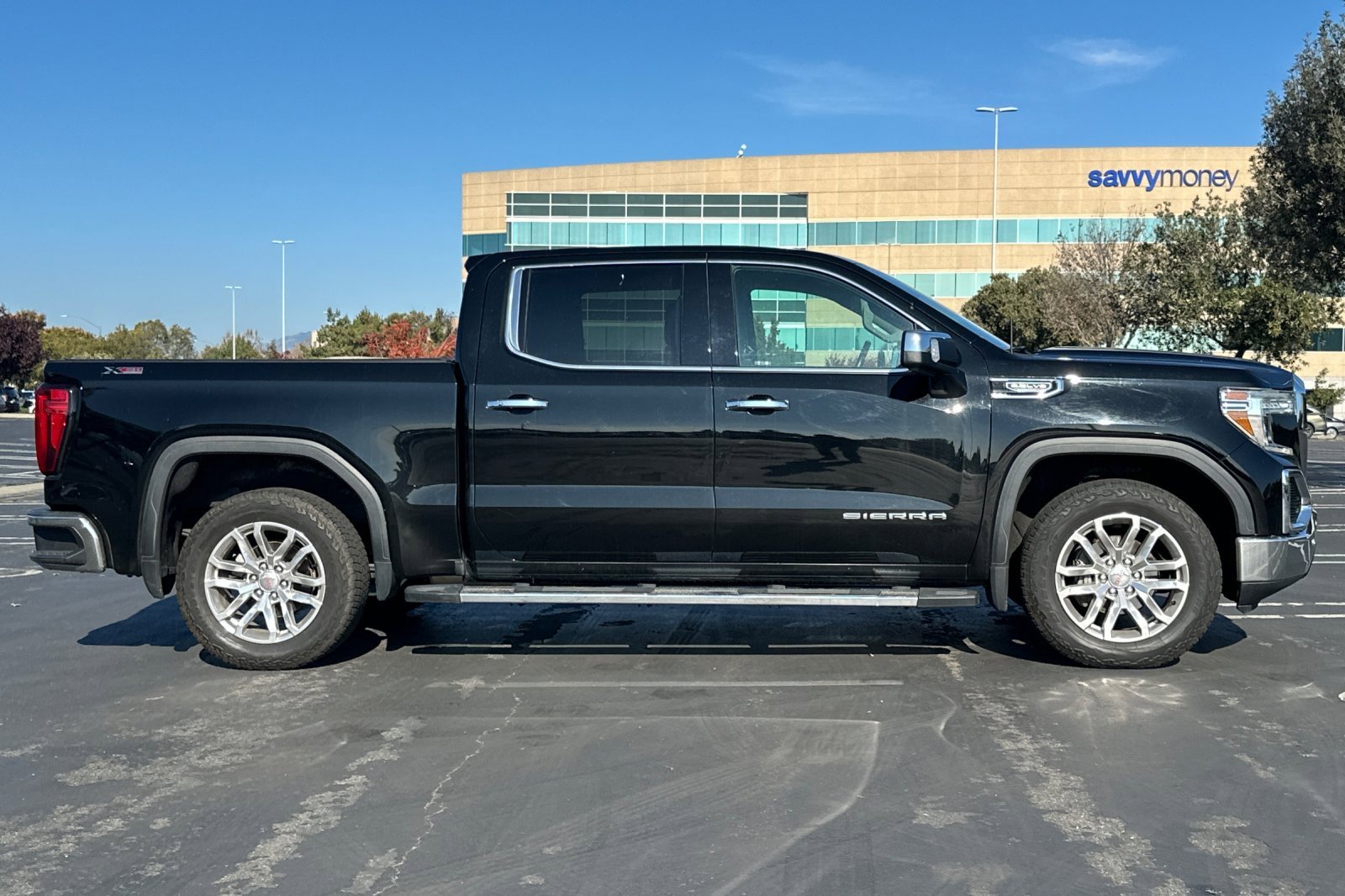 Used 2020 GMC Sierra 1500 SLT w/ SLT Premium Plus Package image 3