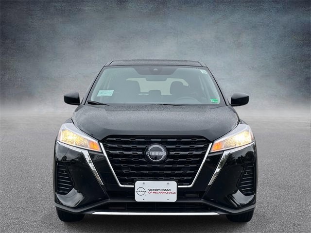 New 2025 Nissan Kicks Play S w/ Interior Electronics Package image 6