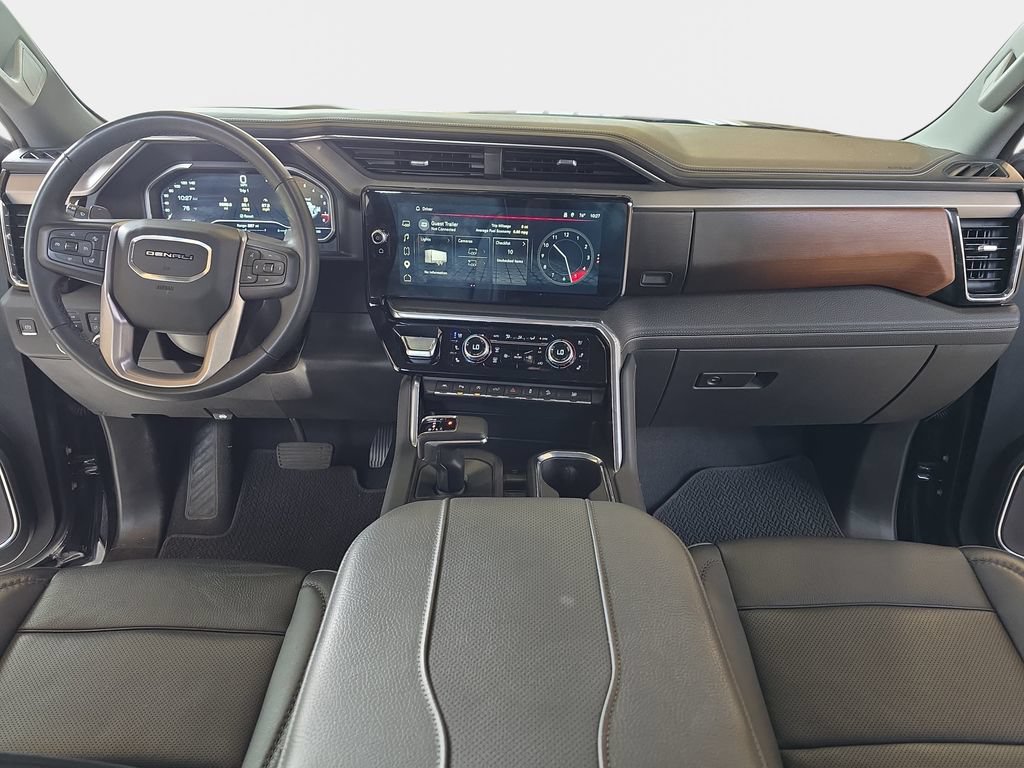 Used 2023 GMC Sierra 1500 Denali w/ Denali Reserve Package AWD/4WD image 10
