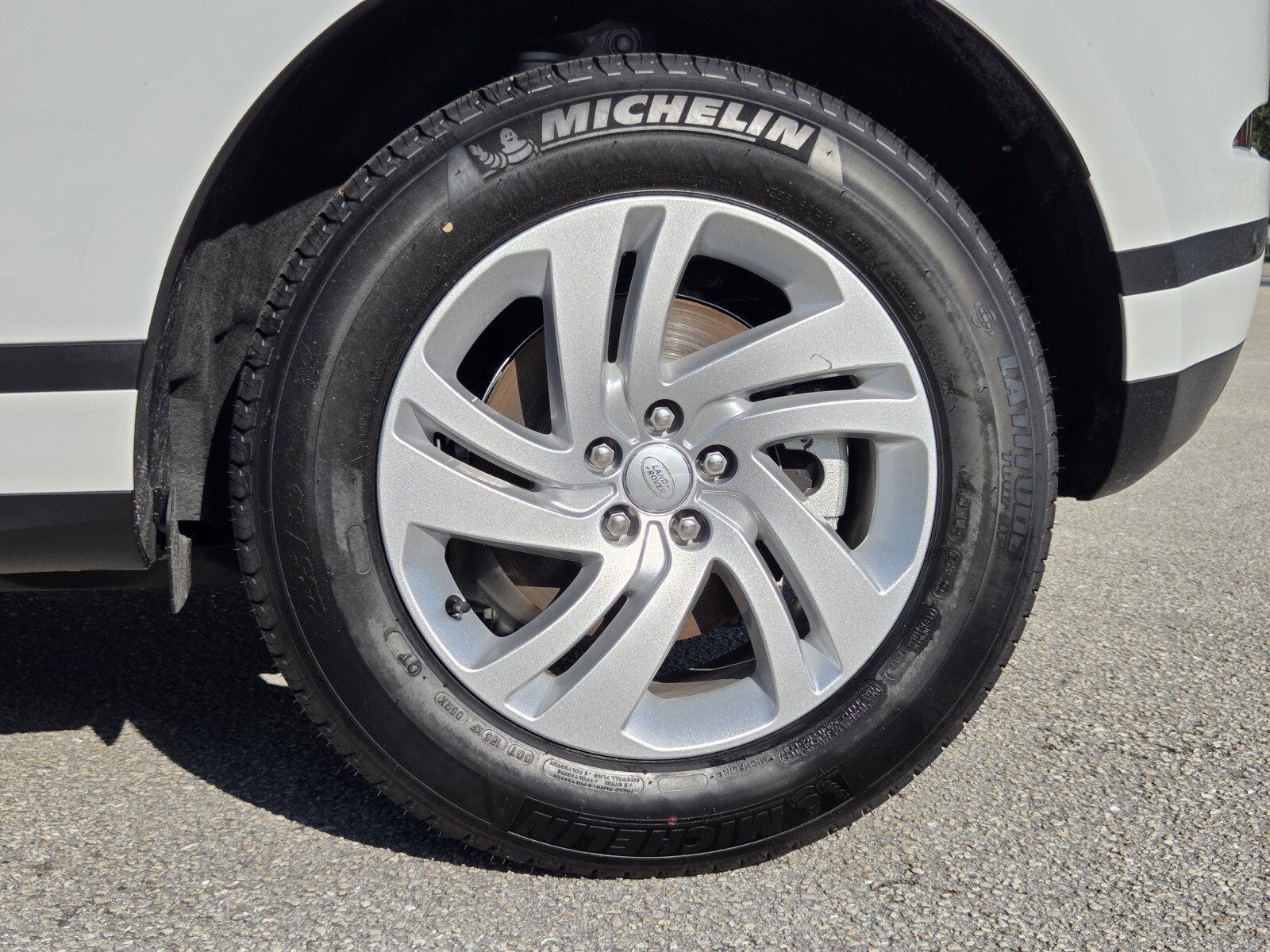 New 2026 Land Rover Range Rover Evoque S image 8