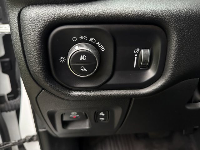 Used 2023 RAM 1500 Big Horn AWD/4WD image 17
