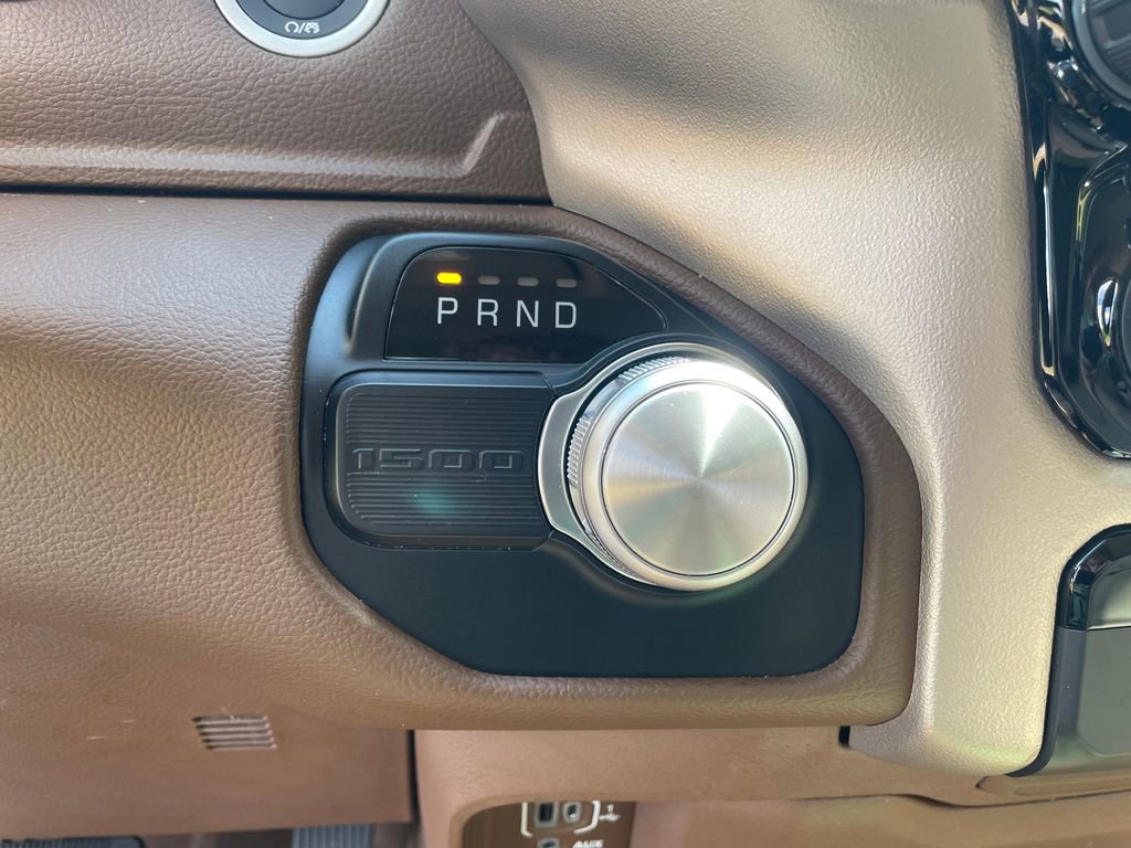 Used 2020 RAM 1500 Laramie RWD image 18