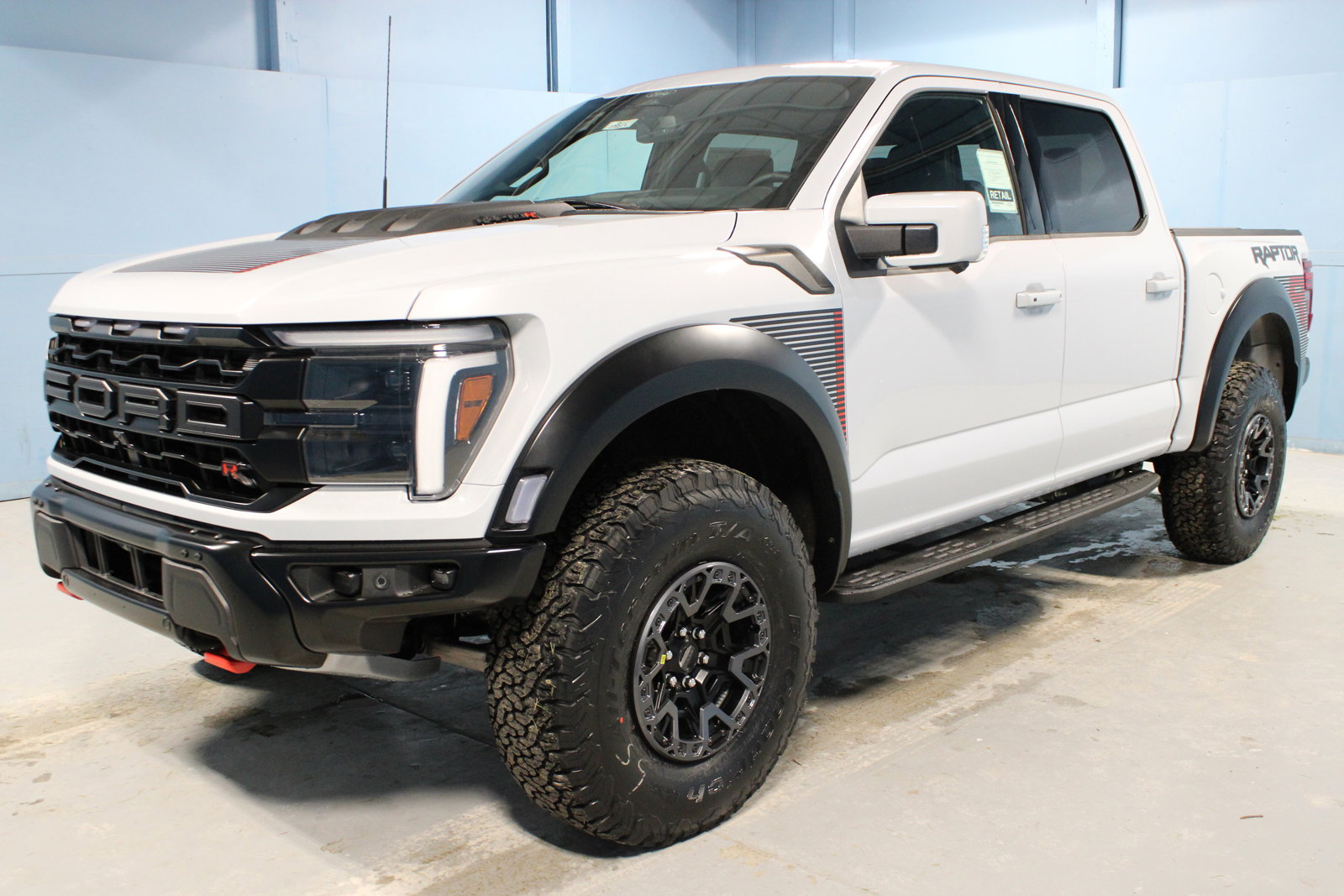 New 2025 Ford F150 Raptor w/ Equipment Group 803A Raptor R image 31
