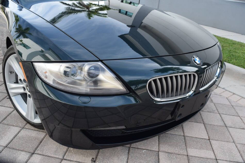 Used 2008 BMW Z4 3.0si RWD image 8