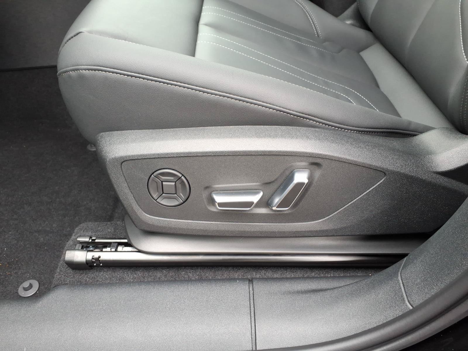 New 2026 Audi Q3 quattro 2.0T AWD/4WD image 15