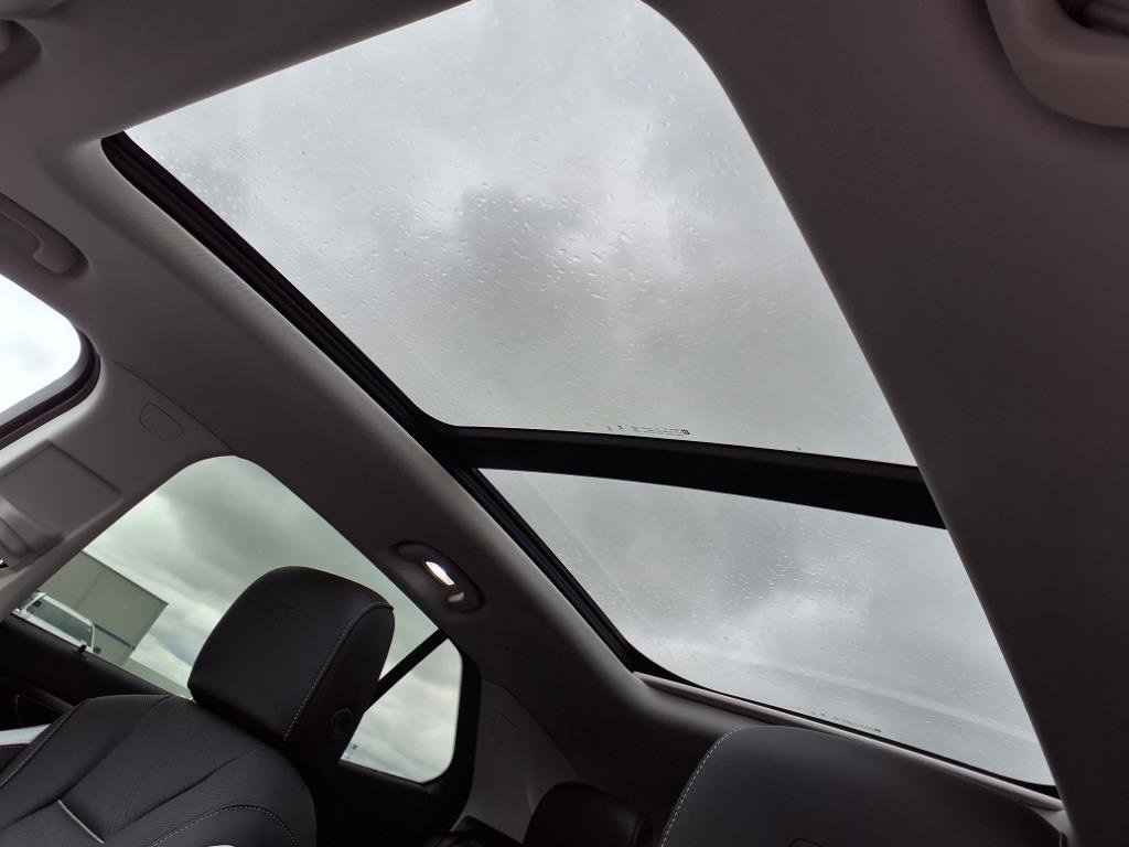 New 2025 Buick Envision Sport Touring image 15