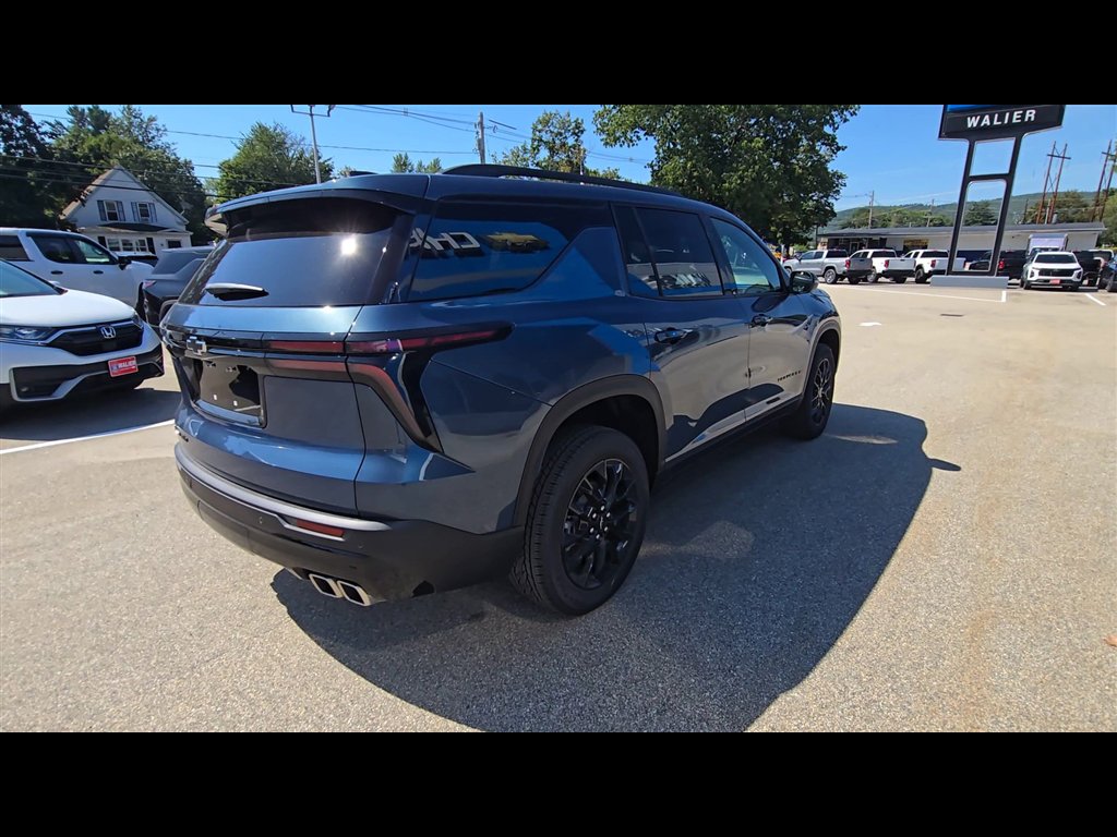 New 2026 Chevrolet Traverse LT w/ Midnight/Sport Edition image 8