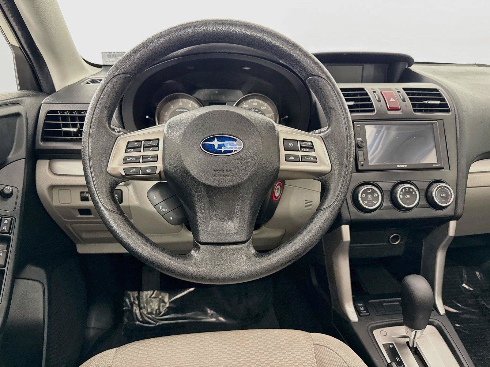 Used 2015 Subaru Forester 2.5i Premium AWD/4WD image 30
