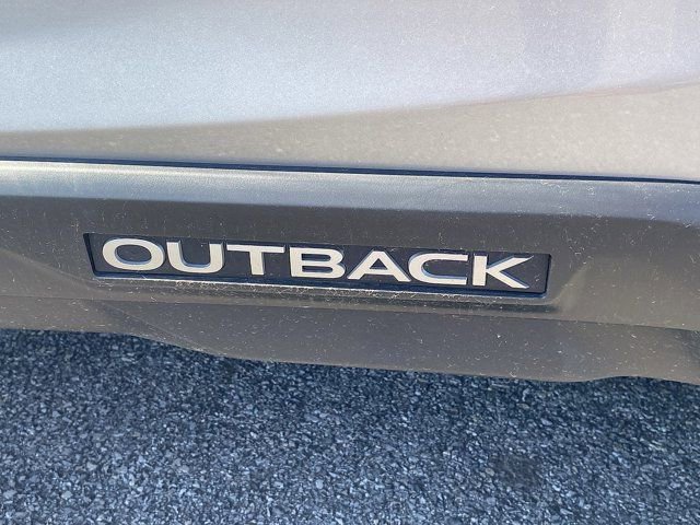 Used 2024 Subaru Outback Premium image 12