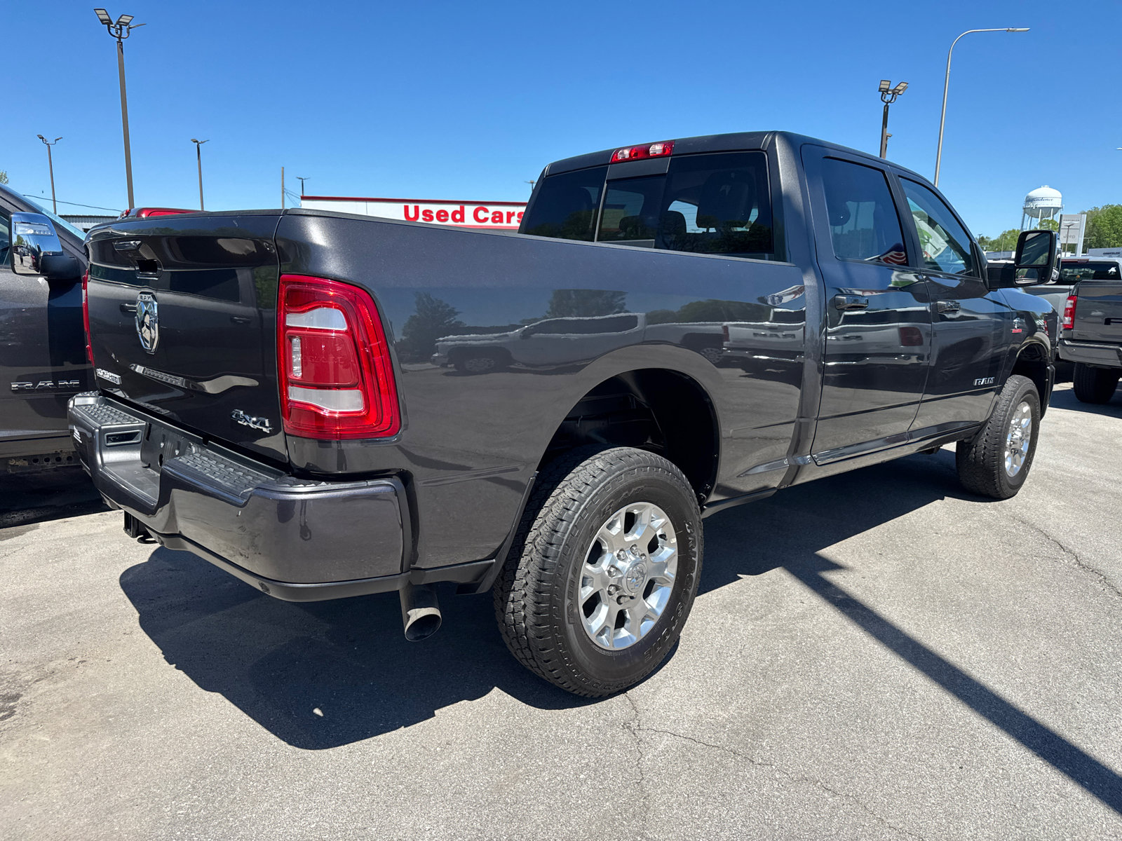 Used 2024 RAM 2500 Laramie AWD/4WD image 5