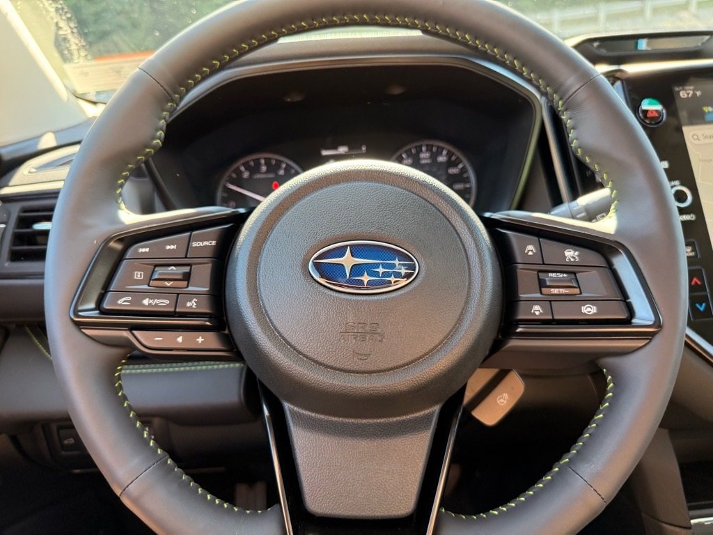Used 2025 Subaru Ascent Bronze Edition image 13