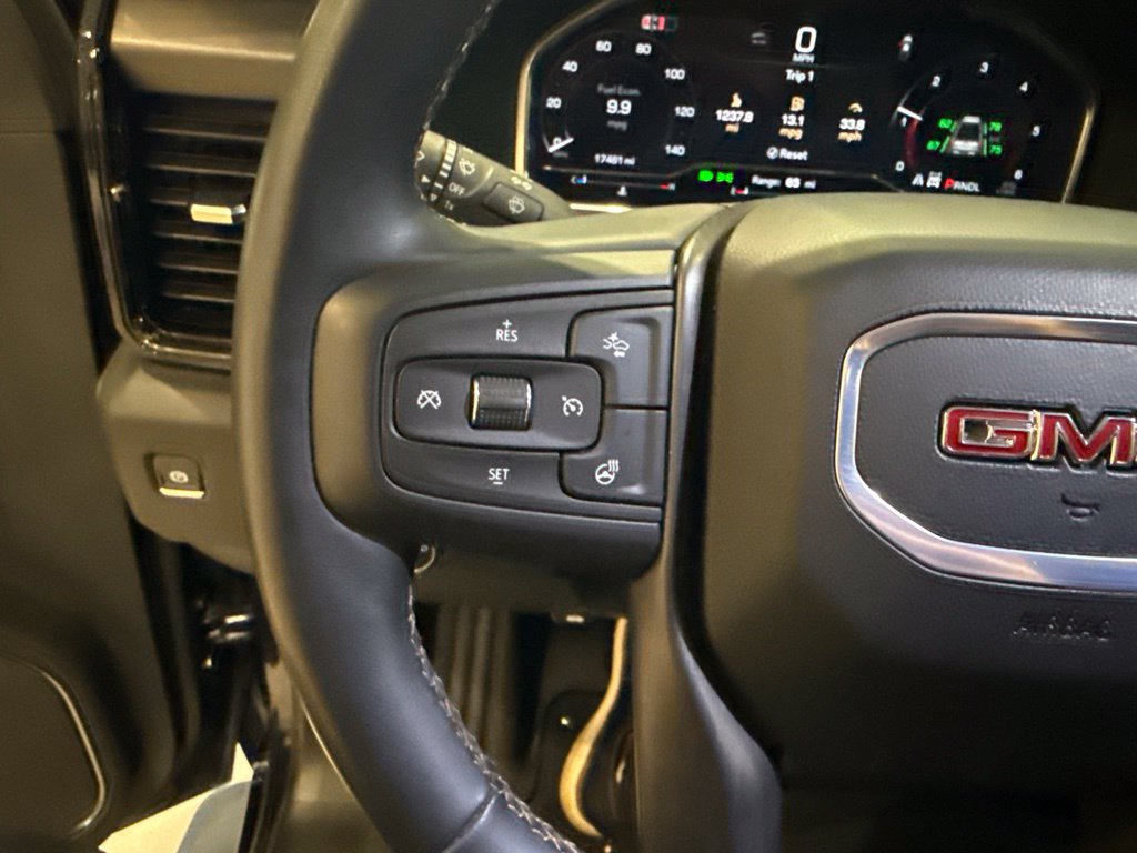 Used 2024 GMC Sierra 3500 AT4 AWD/4WD image 31