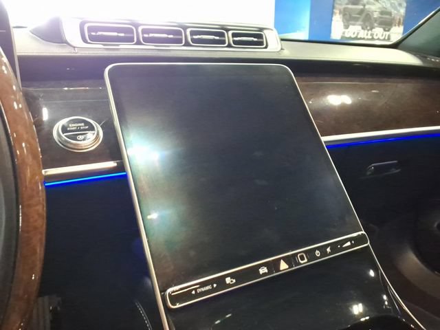 Used 2022 Mercedes-Benz S 580 4MATIC Sedan w/ Warmth & Comfort Package image 12