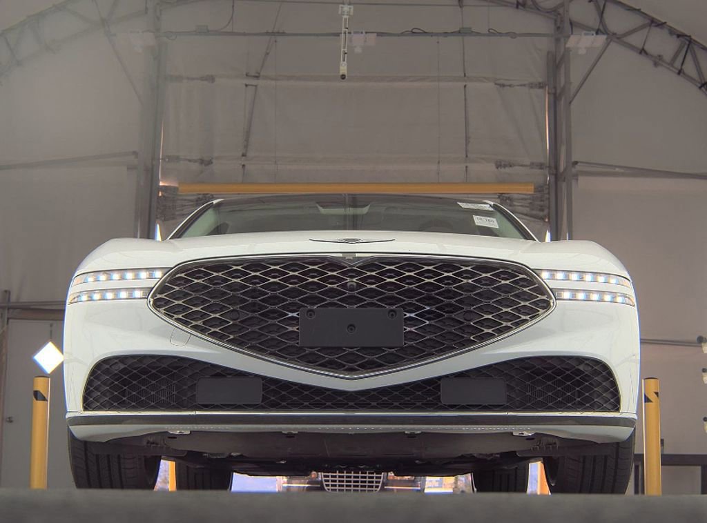 Used 2025 Genesis G90 3.5T image 11