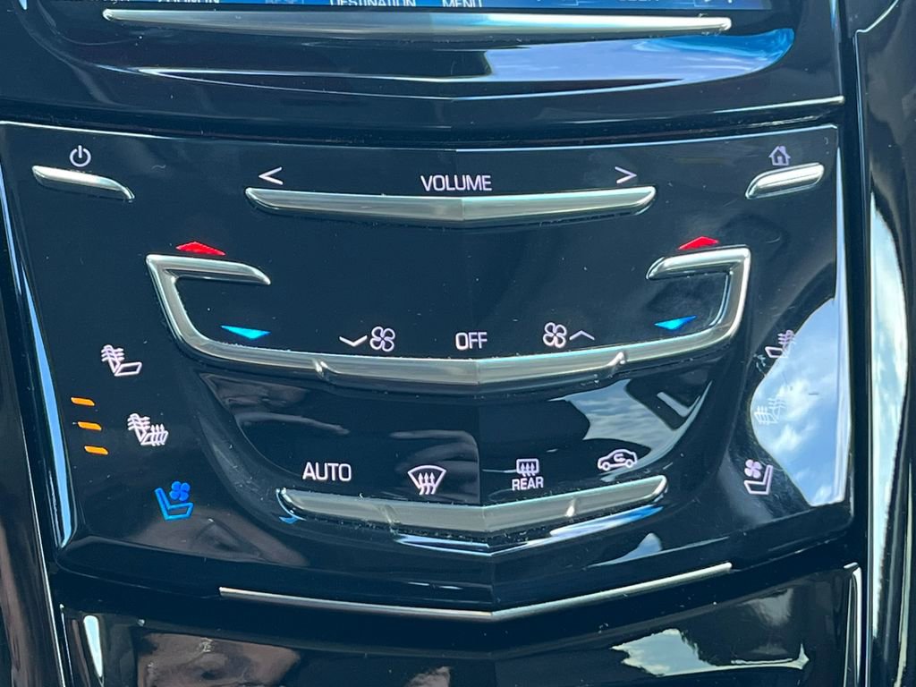 Used 2019 Cadillac Escalade Premium Luxury AWD/4WD image 26