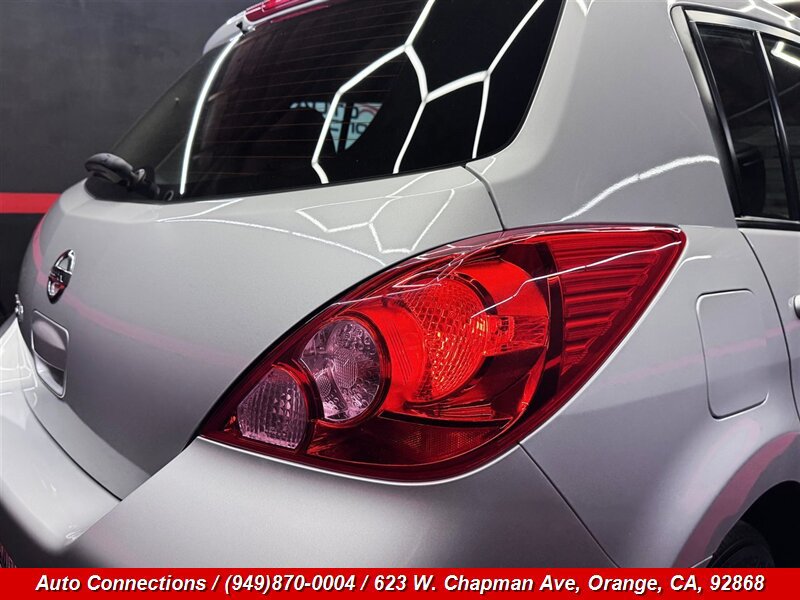 Used 2012 Nissan Versa 1.8 S FWD image 24