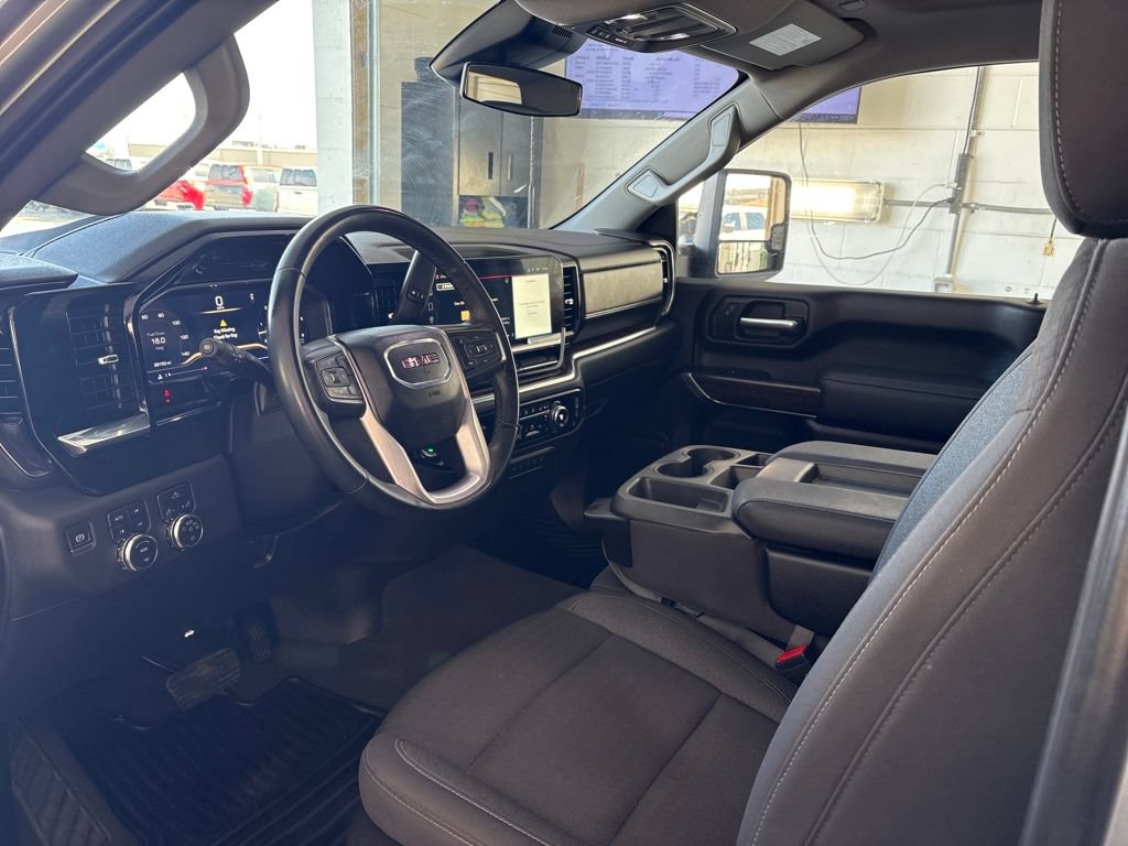 Used 2024 GMC Sierra 3500 SLE w/ SLE Convenience Package AWD/4WD image 18
