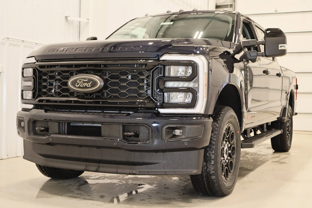 New 2025 Ford F350 Lariat w/ Lariat Ultimate Package image 4