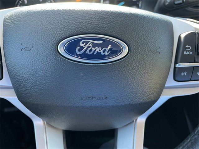 Used 2023 Ford Explorer XLT image 33