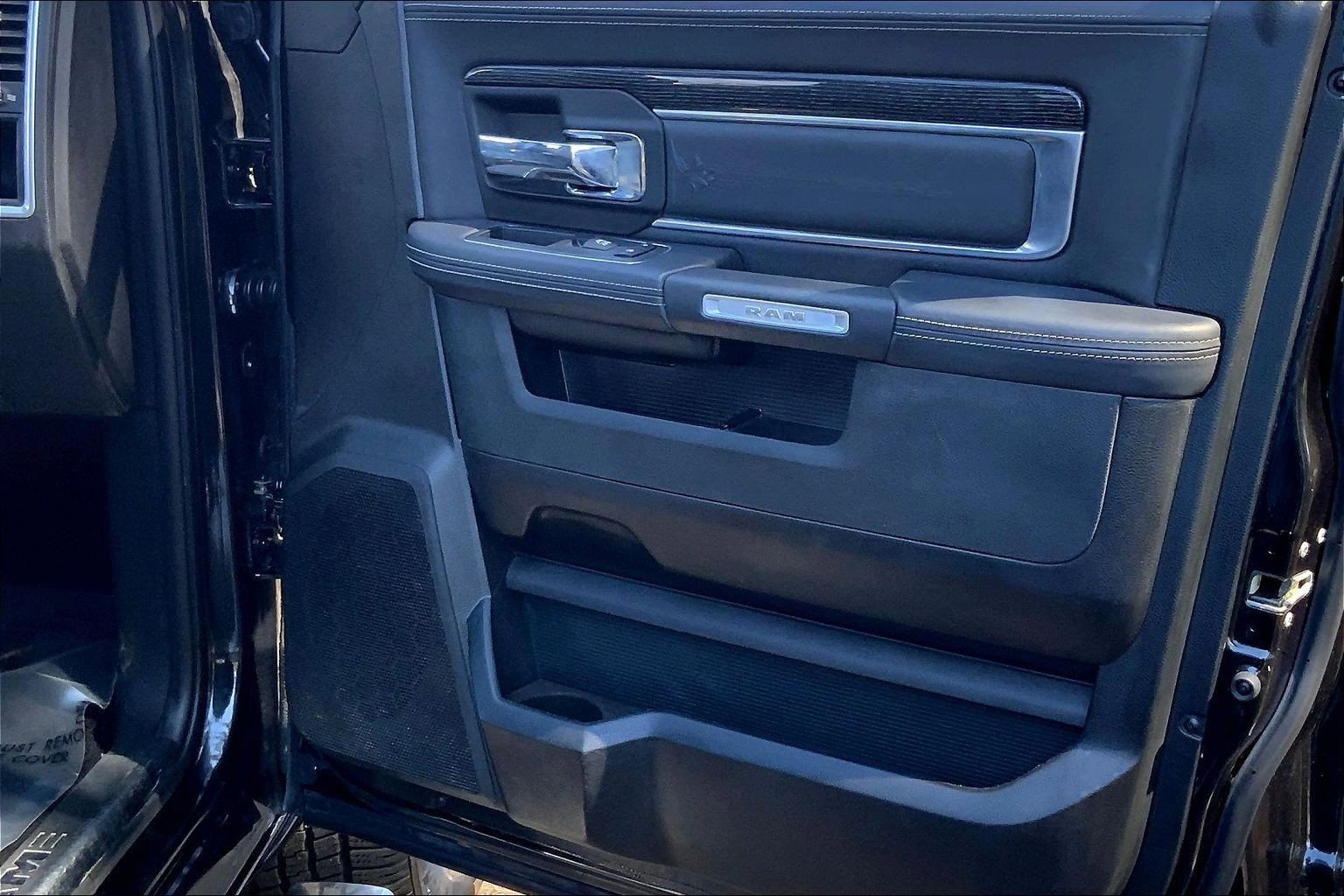 Used 2017 RAM 1500 Limited AWD/4WD image 17