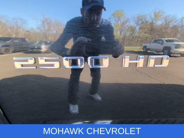 Used 2020 Chevrolet Silverado 2500 LT w/ All Star Edition AWD/4WD image 32