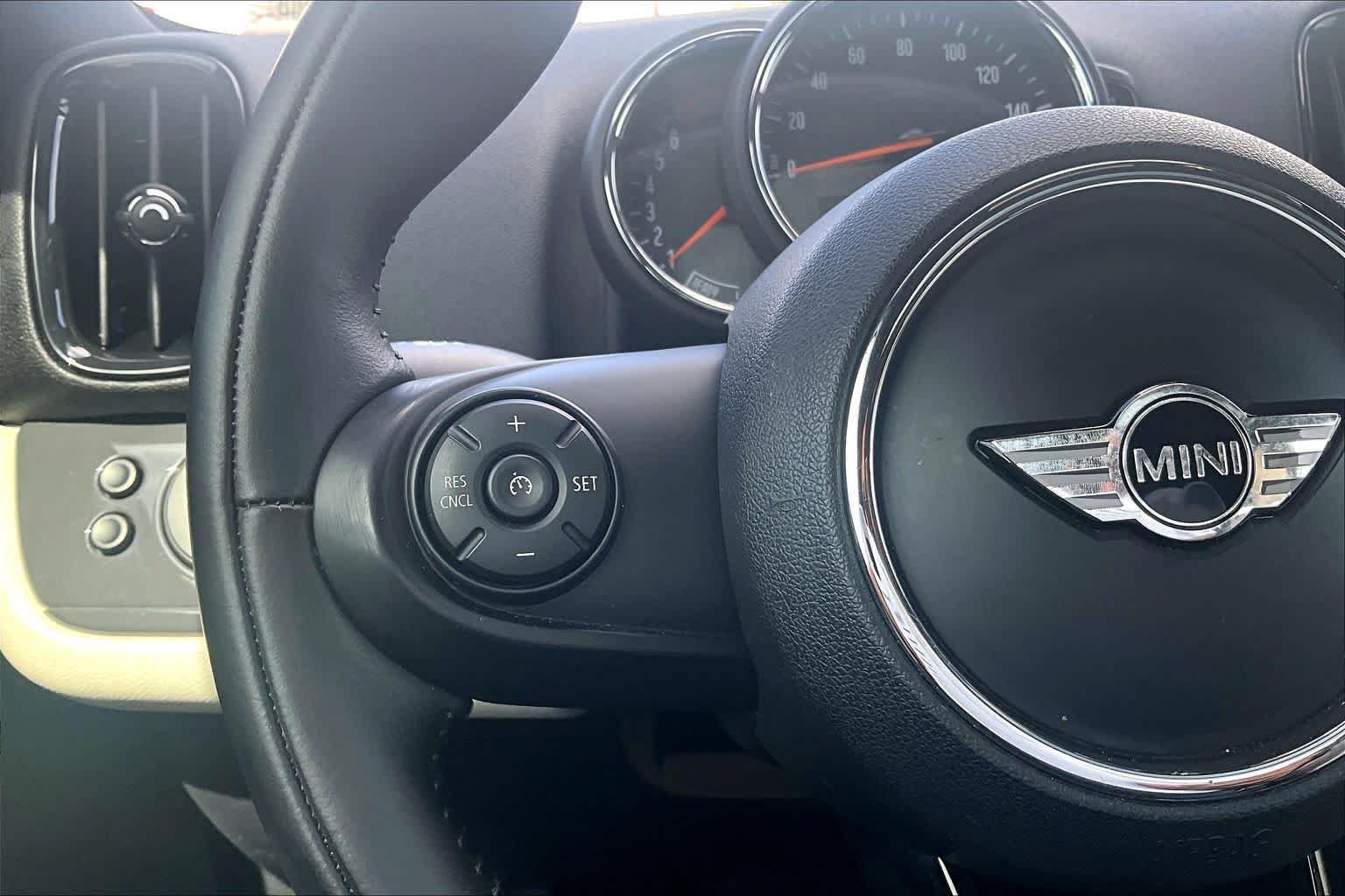 Used 2018 MINI Cooper Countryman FWD image 20