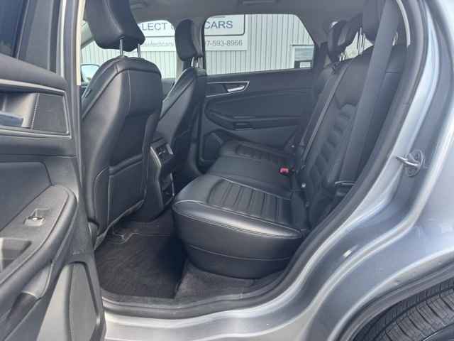 Used 2023 Ford Edge SEL image 12