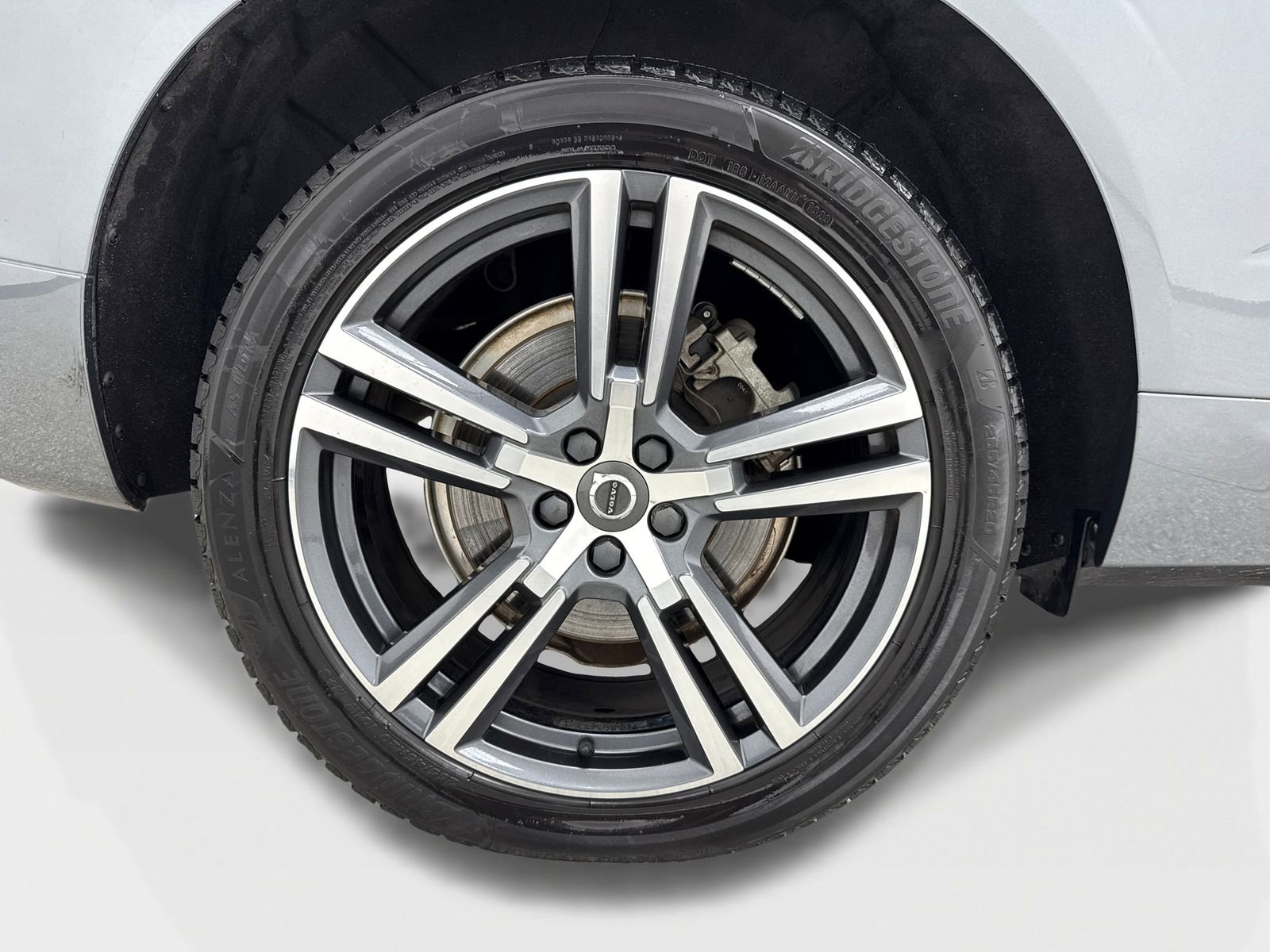Used 2019 Volvo XC60 T6 Momentum w/ Advanced Package AWD/4WD image 47